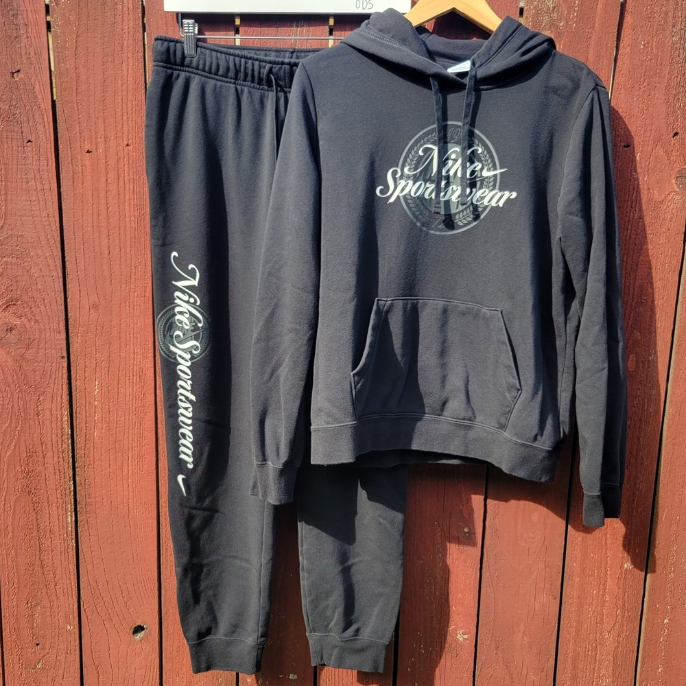 Nike Sportswear Club Fleece Hoodie and Joggers Tracksuit 2 Pc Set Black W M